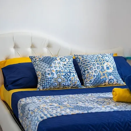 Suitevesuvio Holiday home *