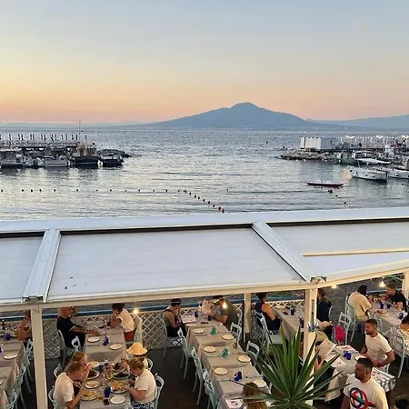 Suitevesuvio Σορέντο